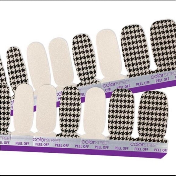 *Retired* Color Street: Highlands Houndstooth | White Black Preppy Shimmer Plaid - Picture 9 of 9